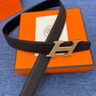Hermès H Belt Black Pebbled Leather Gold-Tone Buckle Leather Belt