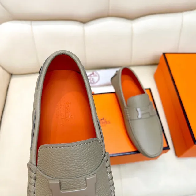 Hermès Oran Beige Orange Pebbled Leather H-Buckle Hardware Loafer 5