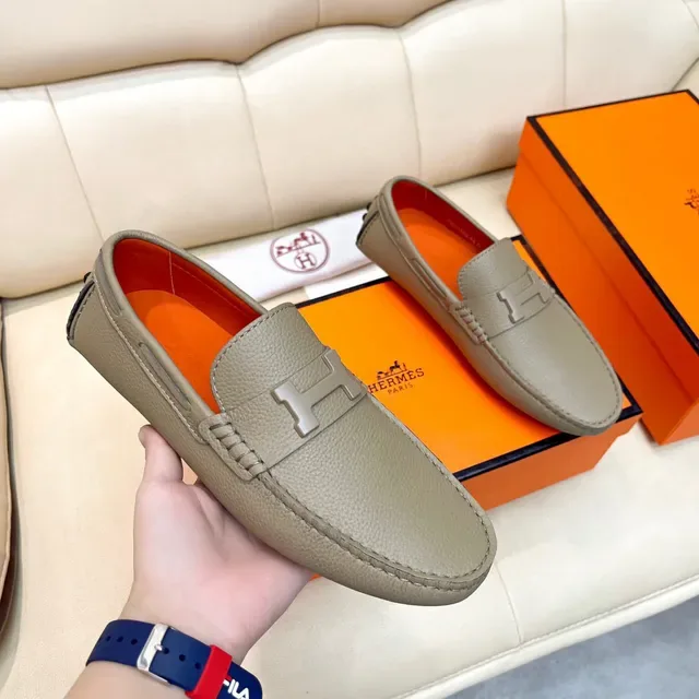 Hermès Oran Beige Orange Pebbled Leather H-Buckle Hardware Loafer 8