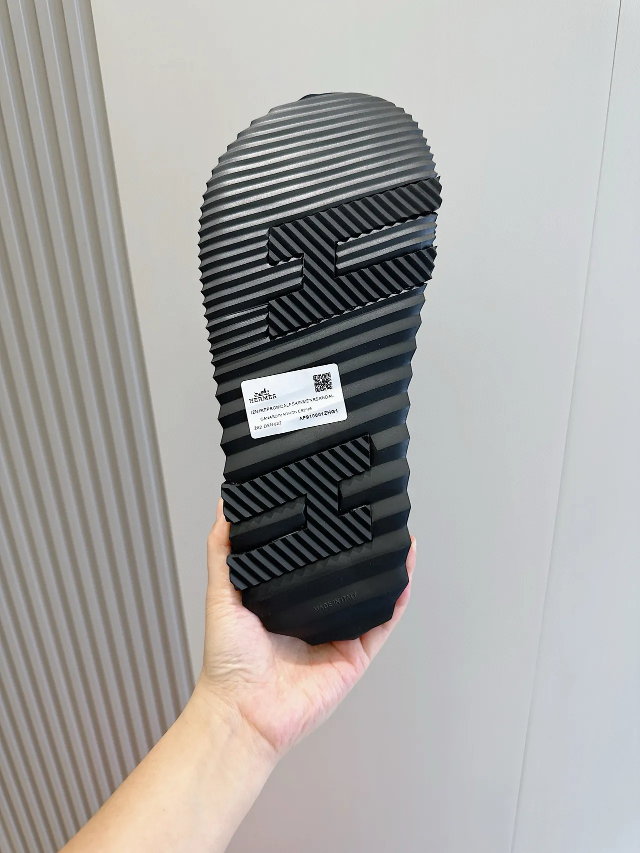 Hermès Oran sandales casuales noires à brides croisées 8
