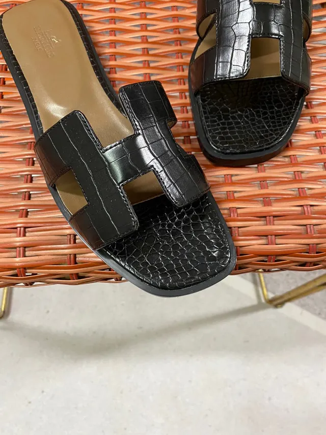 Hermès Oran Black Croc-Embossed Leather Slippers 4