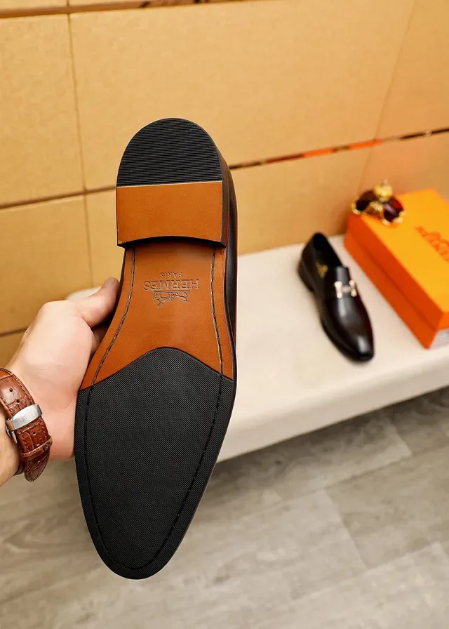 Hermès Oran Mocassins Couro Preto H-Buckle 9