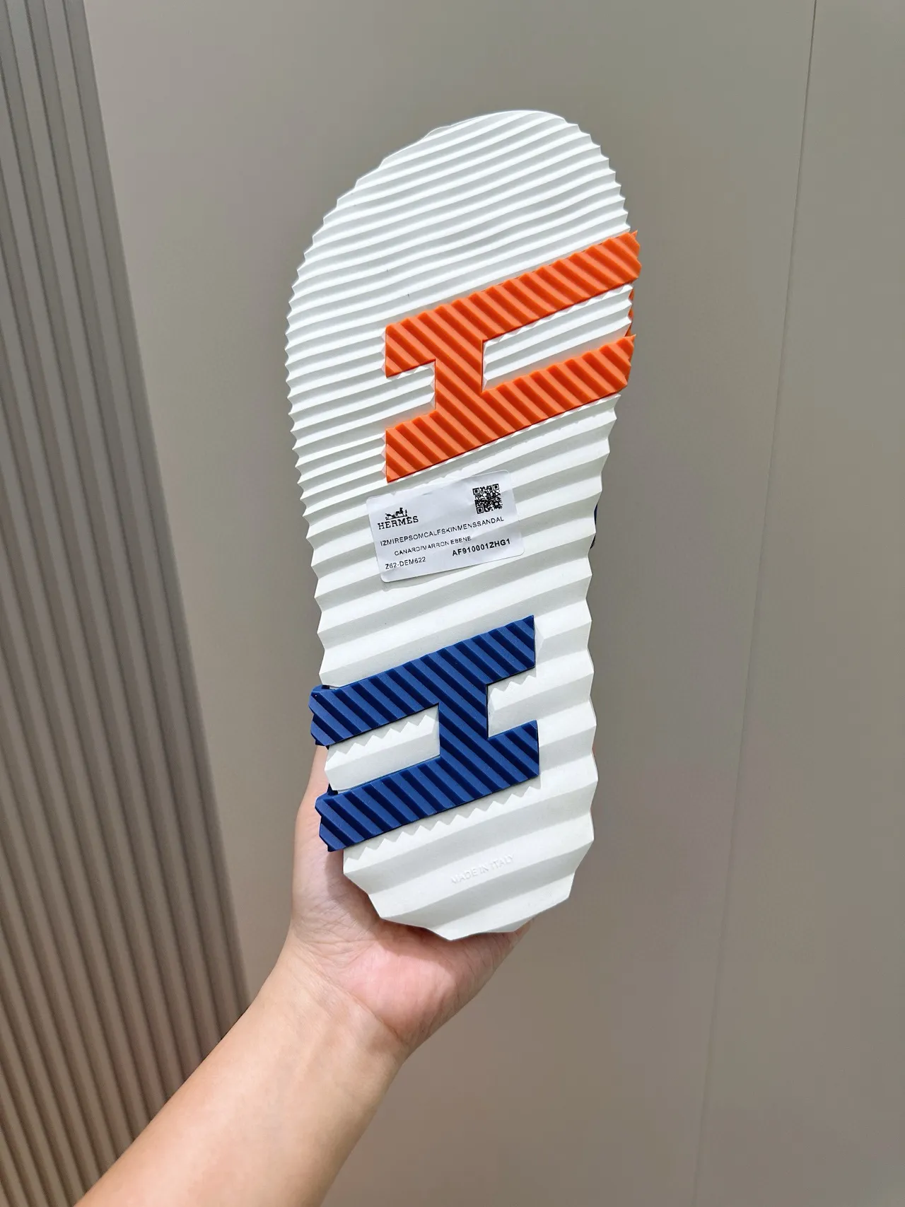 Hermès Oran Blue and Orange Leather Slippers 7