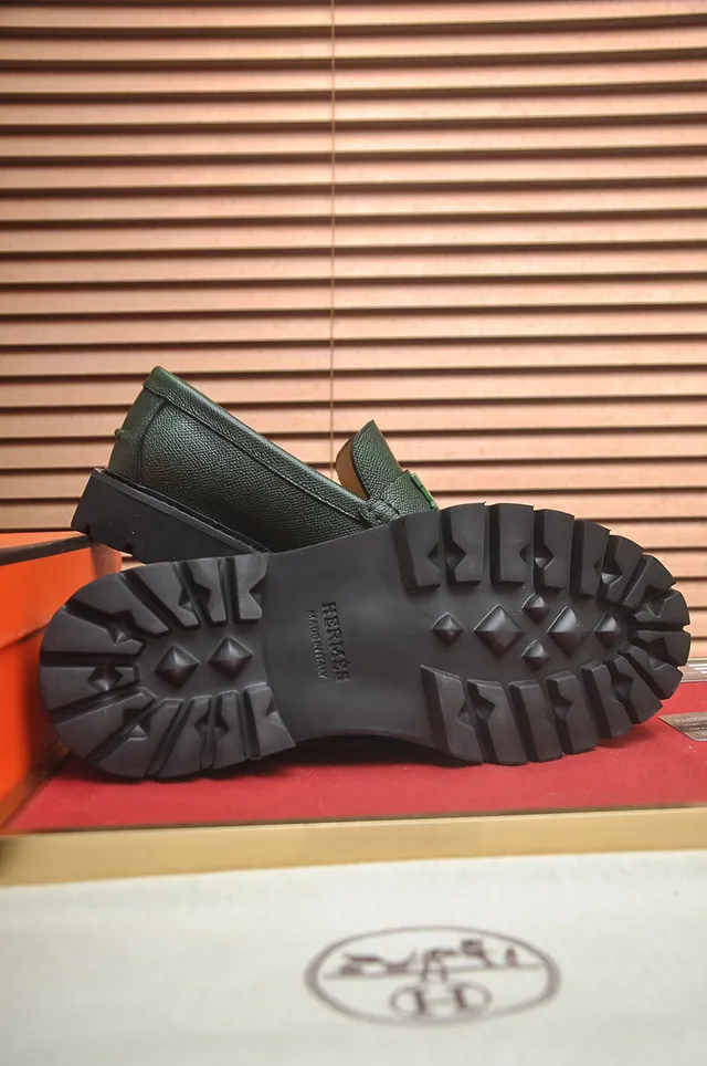 Hermès Oran Green Black Pebbled Leather H-Buckle Hardware Loafer 3