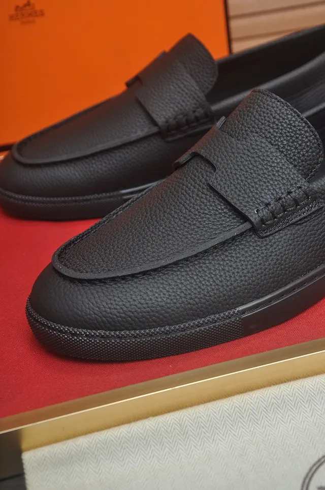 Hermès Oran Loafer Cuir Pebbled Noir à Enfiler 8