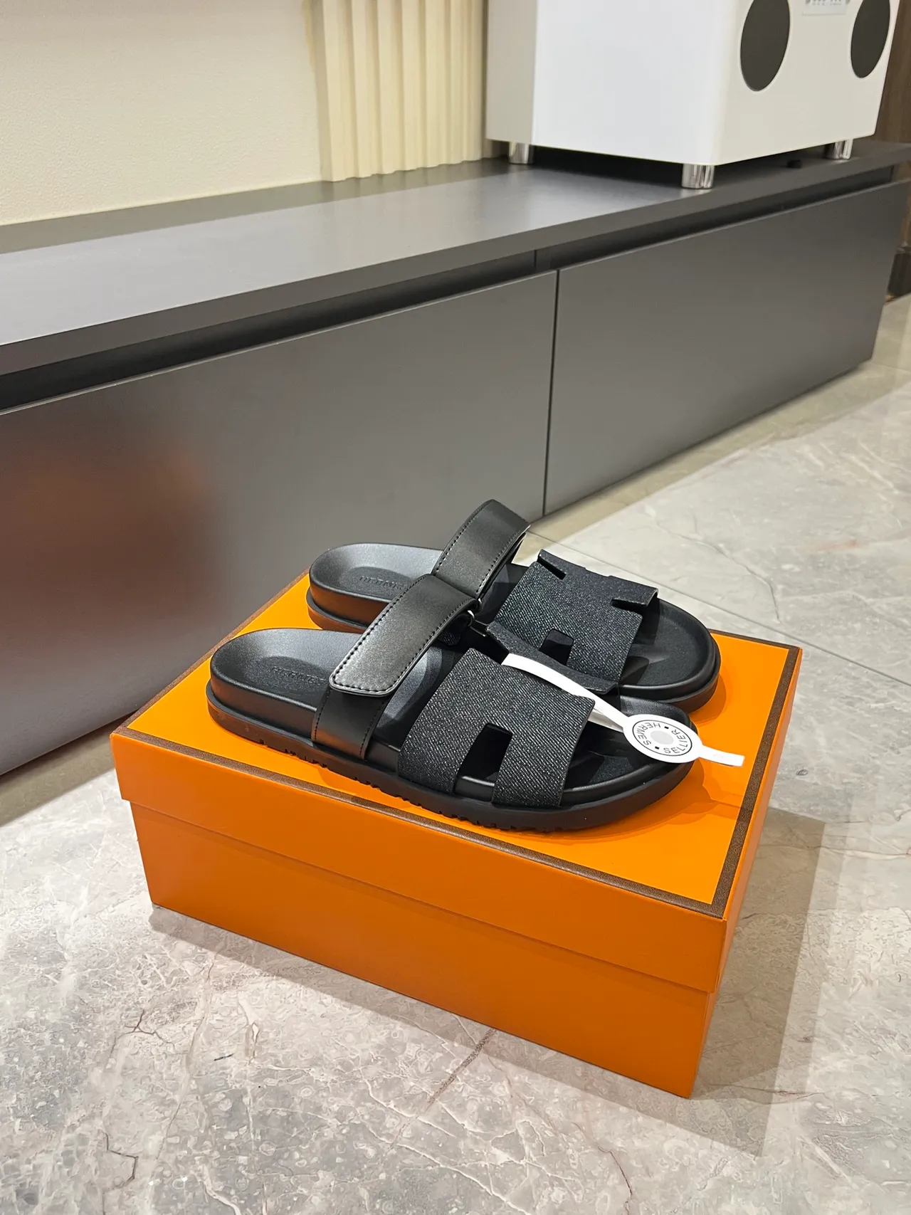 Hermès Oran Slide Black Blue H-Cutout Strap Construction Slippers 17