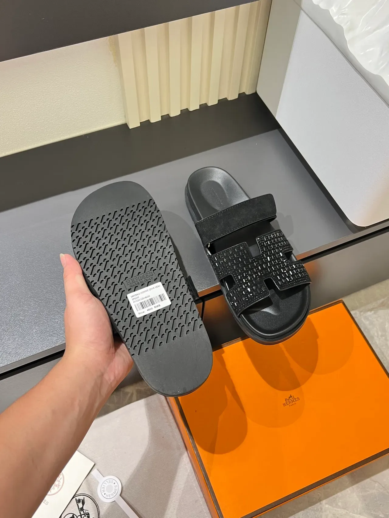 Hermès ओरन स्लाइड क्रिस्टल एम्बेलिश्ड एच-स्ट्रैप सैंडल 7