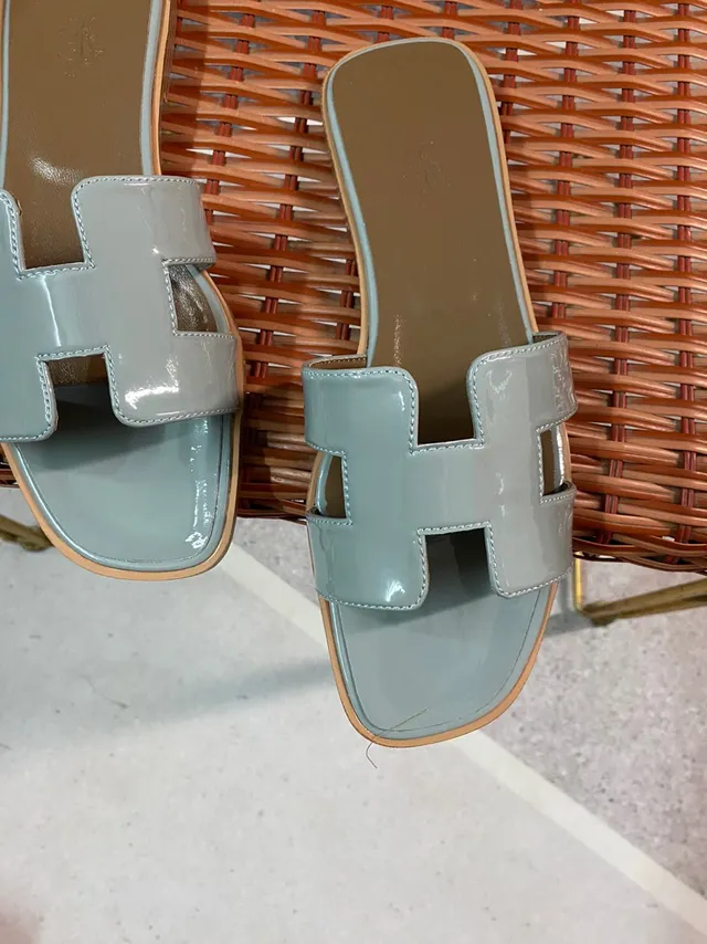 Hermès Oran Slide Pale Mint Patent Leather Slippers 2