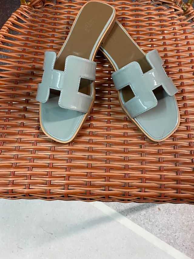 Hermès Oran Slide Pale Mint Patent Leather Slippers 4
