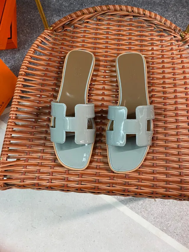 Hermès Oran Slide Pale Mint Patent Leather Slippers 6