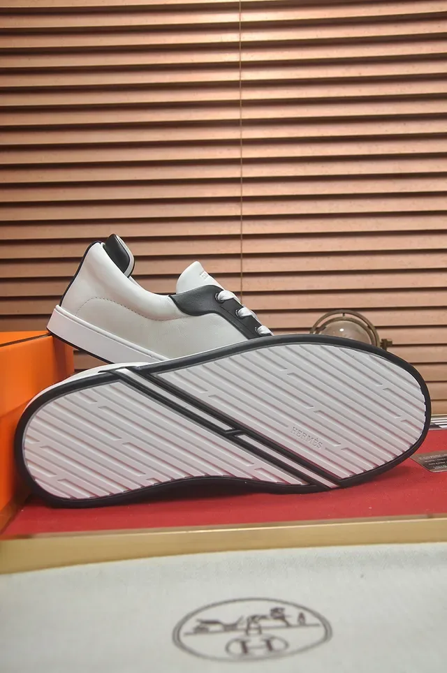 Hermès Oran Sneaker Branco e Preto Couro Estilo de Vida Sneakers 3