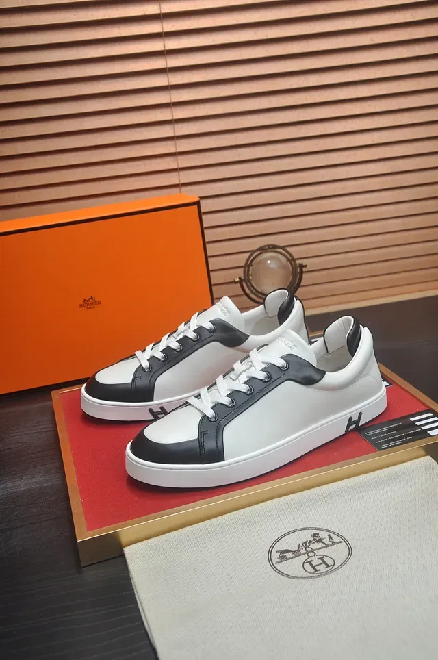 Hermès Oran Sneaker Branco e Preto Couro Estilo de Vida Sneakers 4
