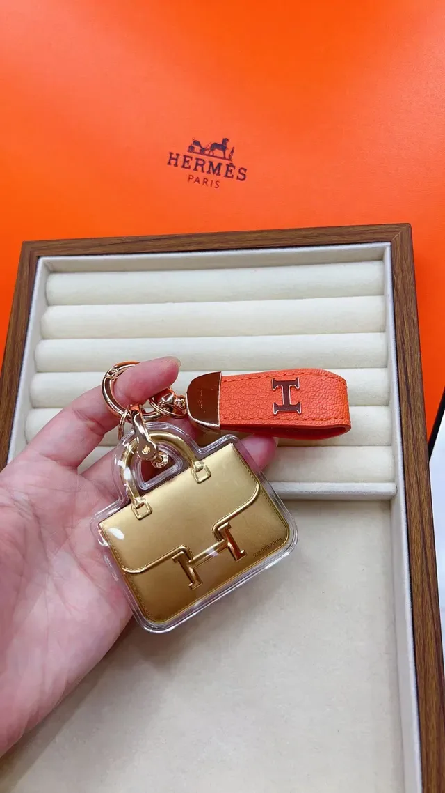 Hermès Orange Black Leather Strap Gold-Tone Metal 'H' Logo Handbag 6