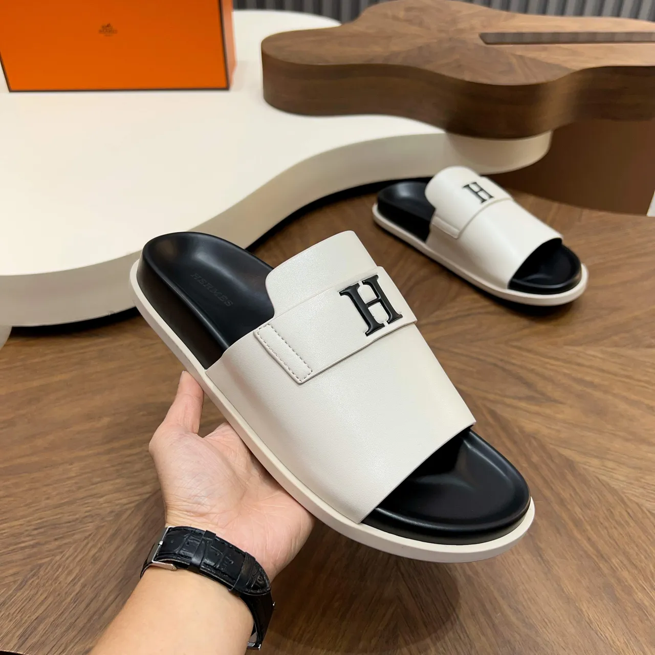 Hermès Slide Brown Black Leather Strap Interlocking H Logo Slippers 7