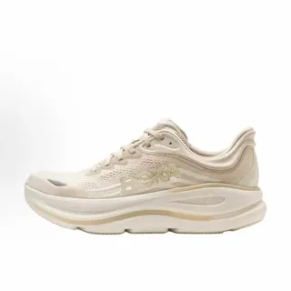 Hoka Beige Parte superior de malla ingenierizada Tonal Monocromo Zapatillas de running