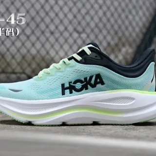 Hoka Clifton Verde Blanco Parte Superior de Tejido Ingenieril Talla Oversized Suela Media Zapatillas de Running
