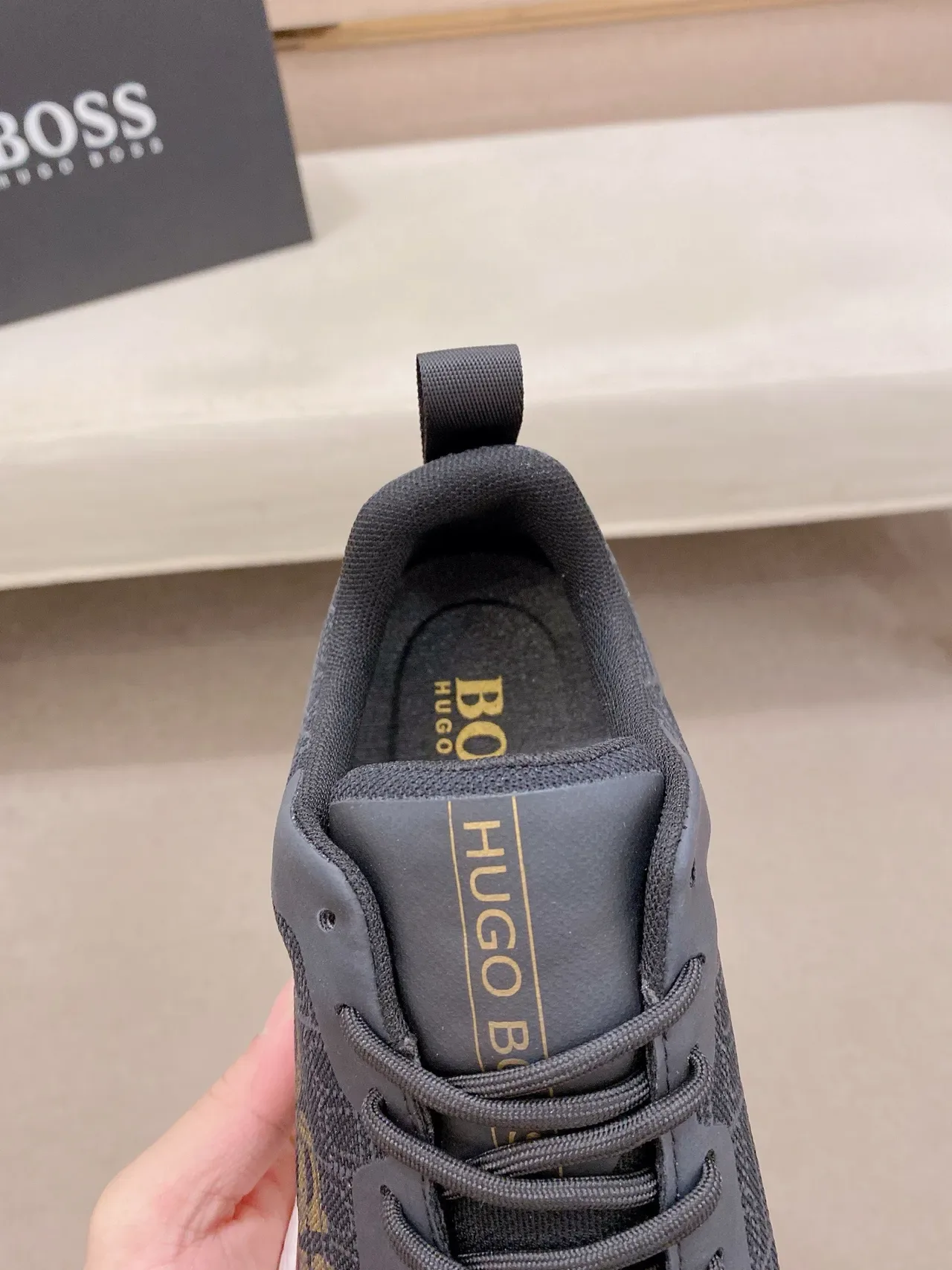 Hugo Boss Chaussures Lifestyle Noir et Or avec Upper en Knit et Logo Bold 6