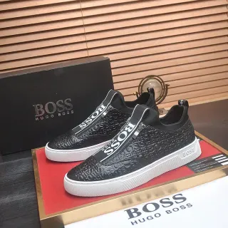 Hugo Boss أسود أبيض بدون أربطة سليب أون جلد منقوش علوية أحذية رياضية نمط حياة