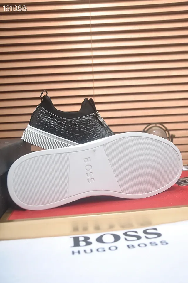 Hugo Boss Noir Blanc Sans Lacets Slip-On Cuir Embossé Upper Lifestyle Sneakers 2