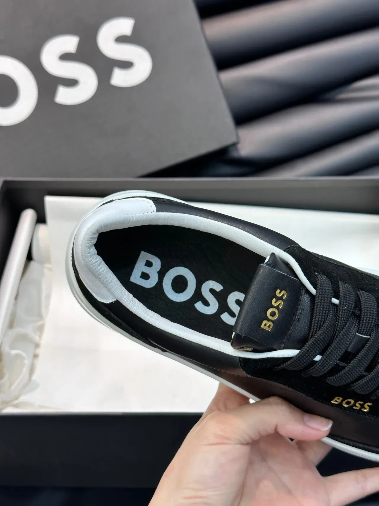 Hugo Boss Chaussures Lifestyle Noir Blanc Low-Top Matériau Mixte 2