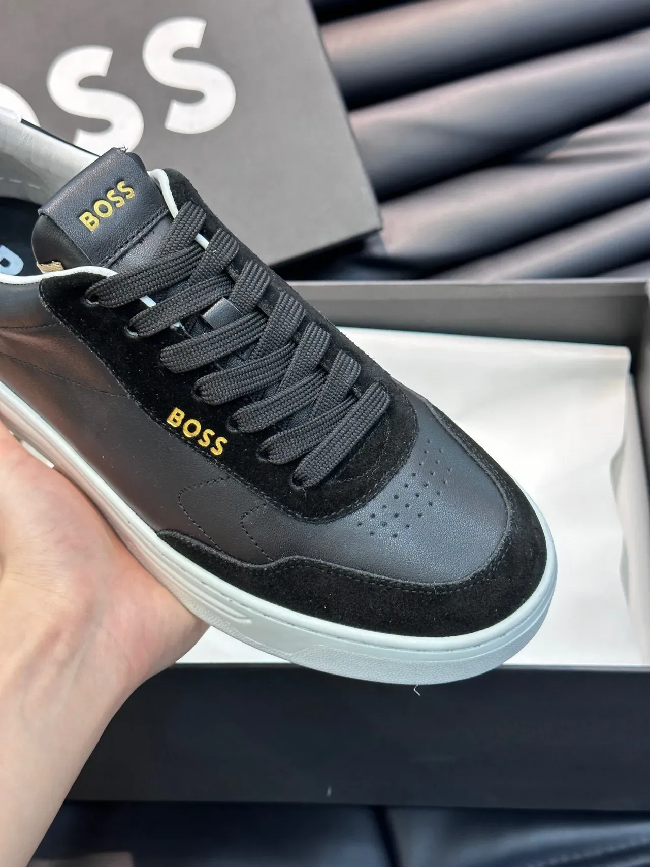 Hugo Boss Chaussures Lifestyle Noir Blanc Low-Top Matériau Mixte 4