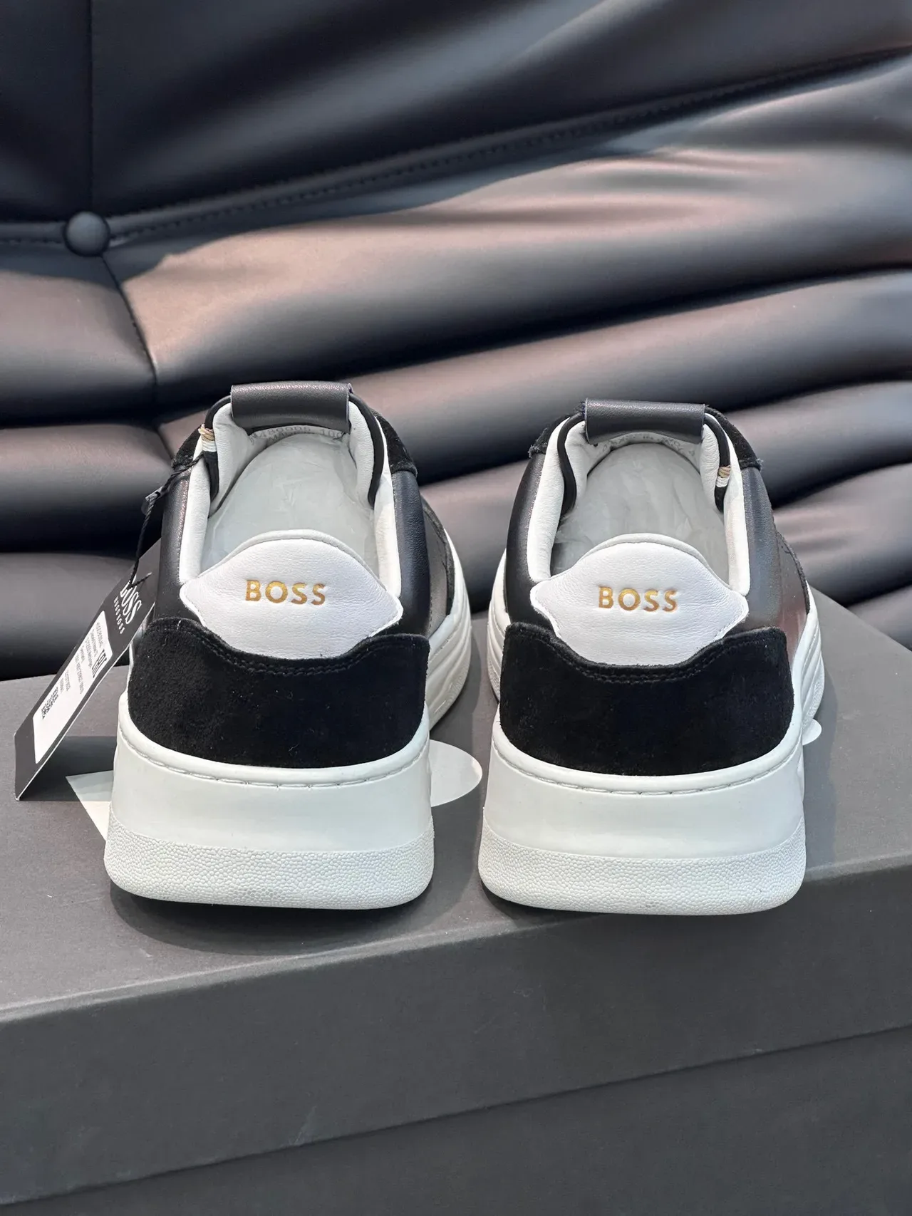 Hugo Boss Chaussures Lifestyle Noir Blanc Low-Top Matériau Mixte 8