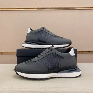 Hugo Boss رمادي أبيض منقوشة طبقة علوية متعددة الطبقات بناء اصطناعي أحذية رياضية أسلوب حياة