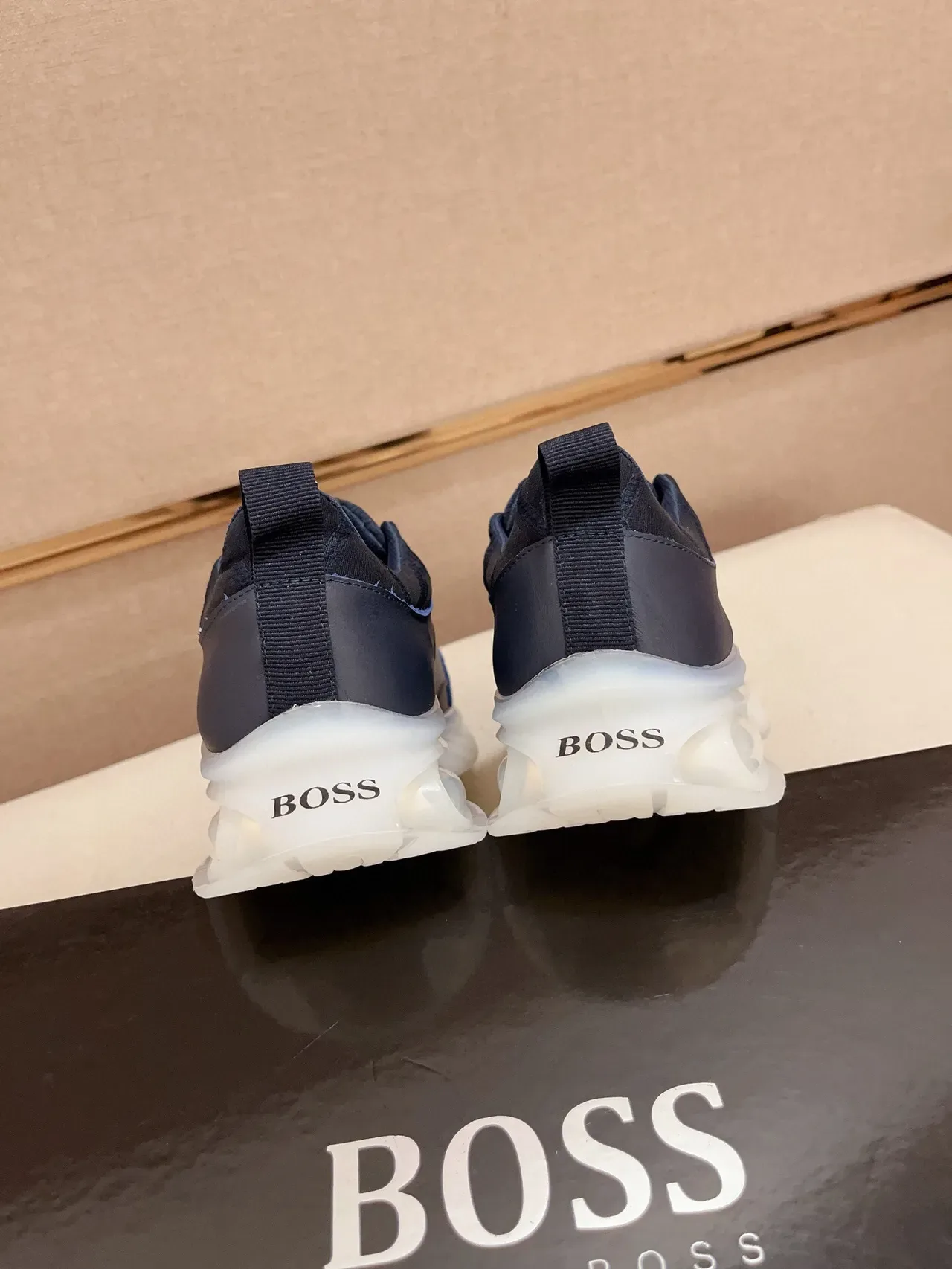 Hugo Boss Chaussures Lifestyle Bleu Marine Logo Or 8