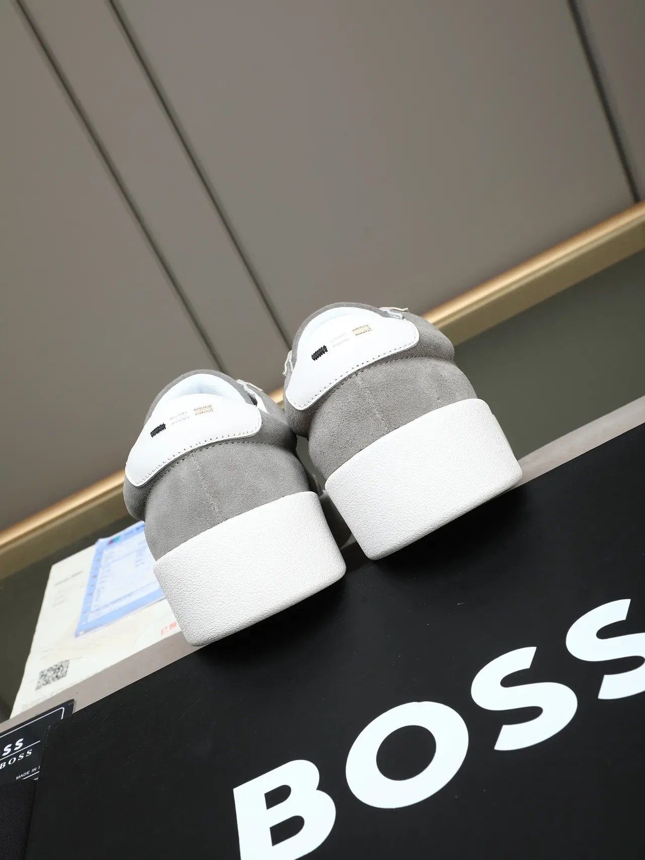 Hugo Boss Two-Tone Gray Suede Platform Lifestyle Sneaker 4