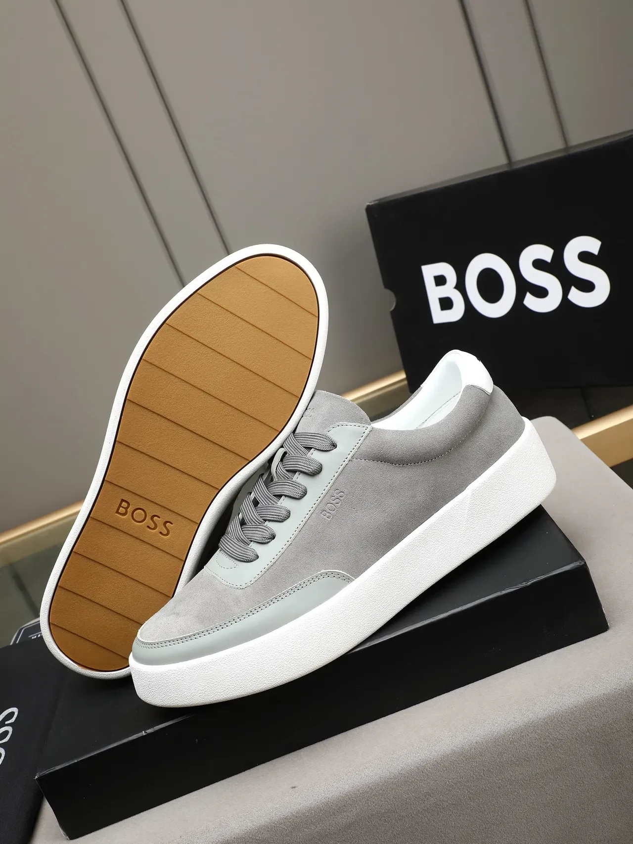 Hugo Boss Two-Tone Gray Suede Platform Lifestyle Sneaker 5