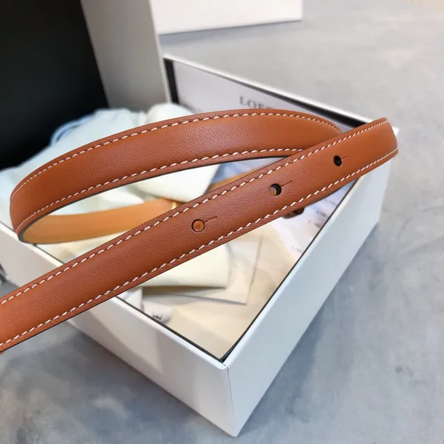 Loewe Anagram Belt marrom dourado estreito Contrast-Stitched couro cinto 4