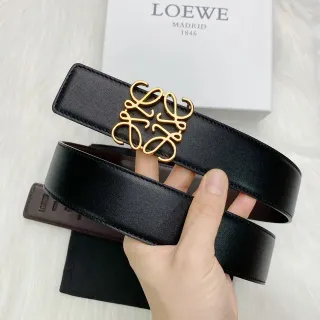 Loewe Anagram Cinturón de Cuero Negro con Hebilla Dorada Suave