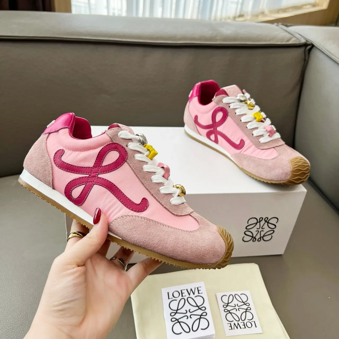 Loewe Flow Runner Chaussures Lifestyle Rose Logo Anagram 5
