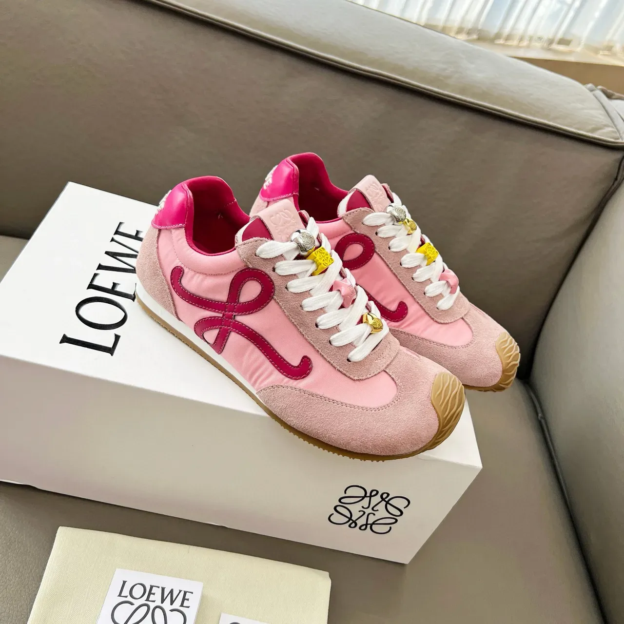 Loewe Flow Runner Chaussures Lifestyle Rose Logo Anagram 8