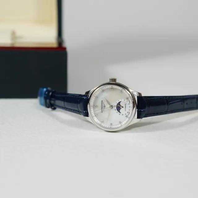 Longines Montre Navy Argent Cadran Mère de Perle Marquages d'Heure Diamant Mécanique 6