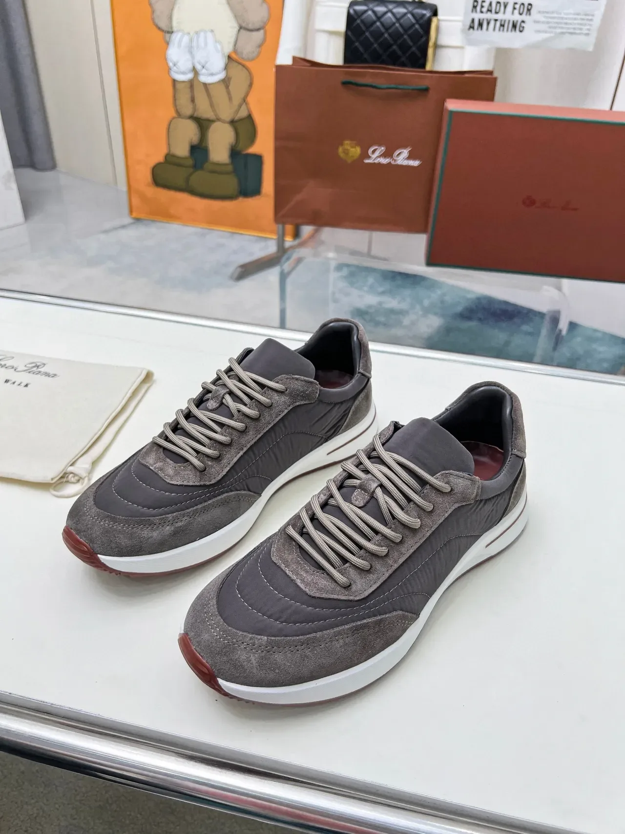 Loro Piana Chaussures lifestyle en daim gris et nylon 5