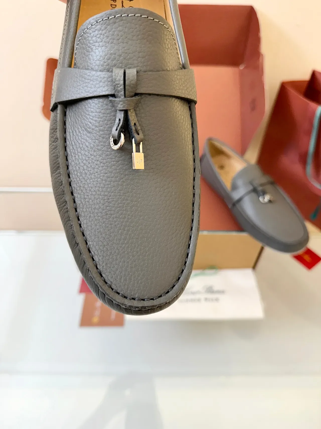 Mocassins Loro Piana Penny Cuir Granulé Gris 3