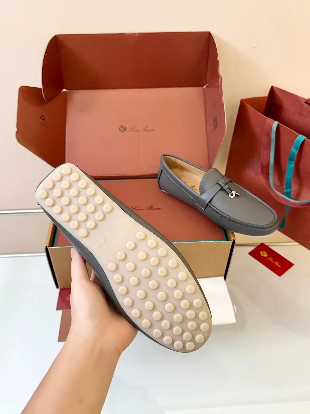 Mocassins Loro Piana Penny Cuir Granulé Gris 5