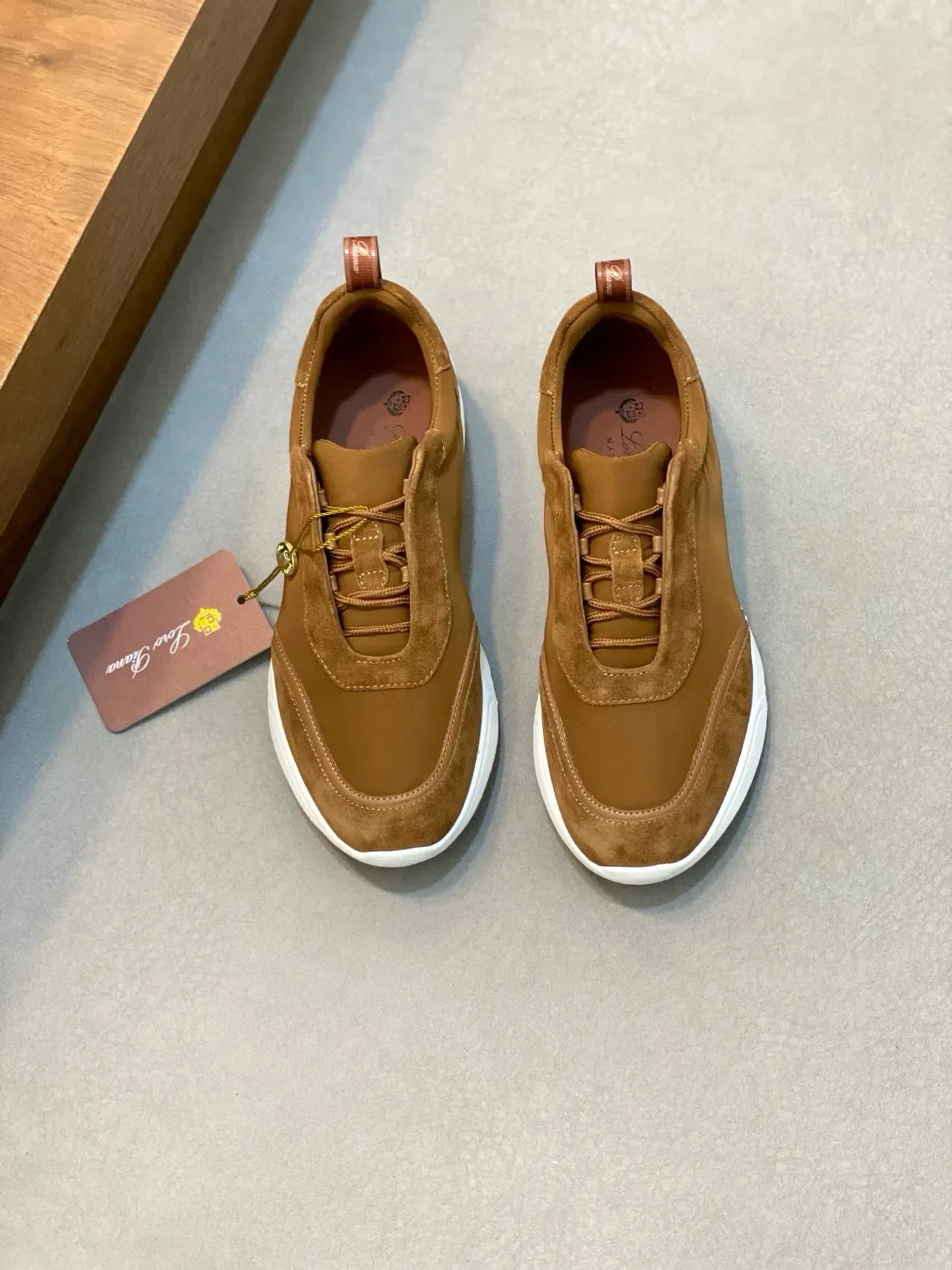 Loro Piana Chaussures Lifestyle en Suède et Textile de couleur Tan 2