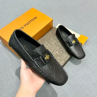 Louis Vuitton Bee Loafer কালো এমবসড মনোগ্রাম চামড়া লোফার্স