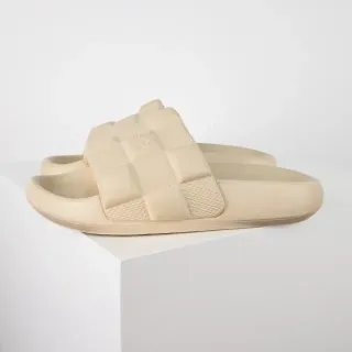 Louis Vuitton Beige Quilted Checkerboard Strap Molded Monochrome Sole Slippers