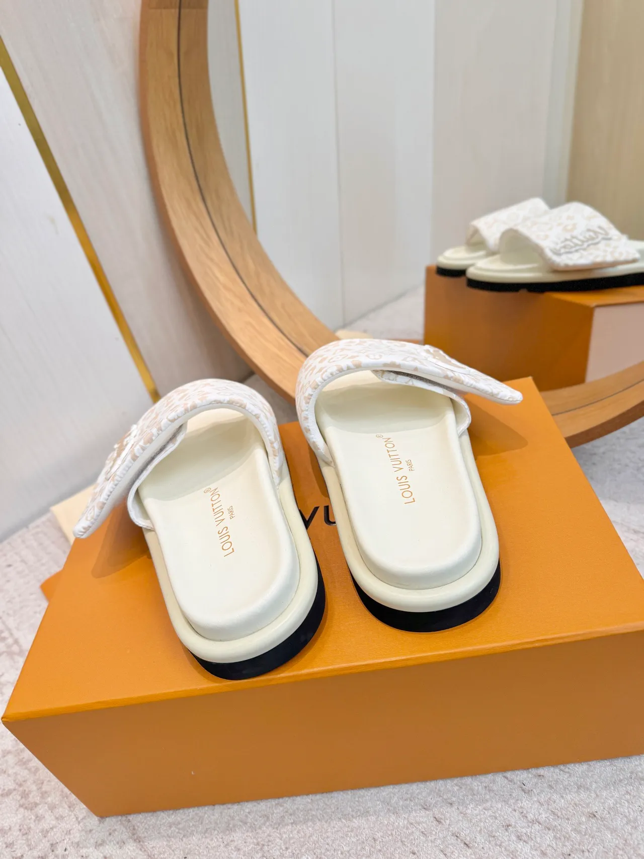 Louis Vuitton Beige White Monogram-Print Strap Raised Logo Patch Slippers 9