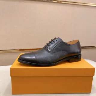 Louis Vuitton Black Beige Cap-Toe Textured Leather Vamp Oxford Shoes