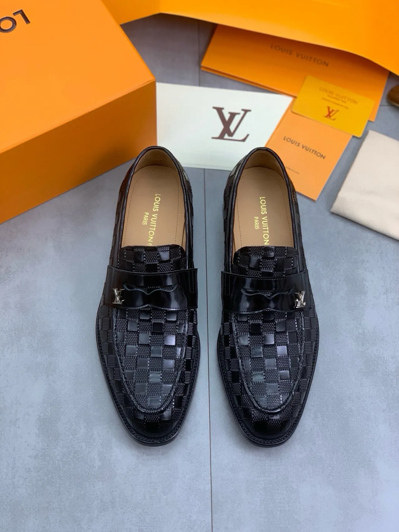 Louis Vuitton Noir Beige Tissé Monogramme Cuir Finition Patent Textura Moccasin 5