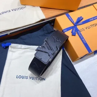 Louis Vuitton কালো নীল এমবসড মনোগ্রাম ওভারসাইজড মেটালিক বাকেল চামড়ার বেল্ট
