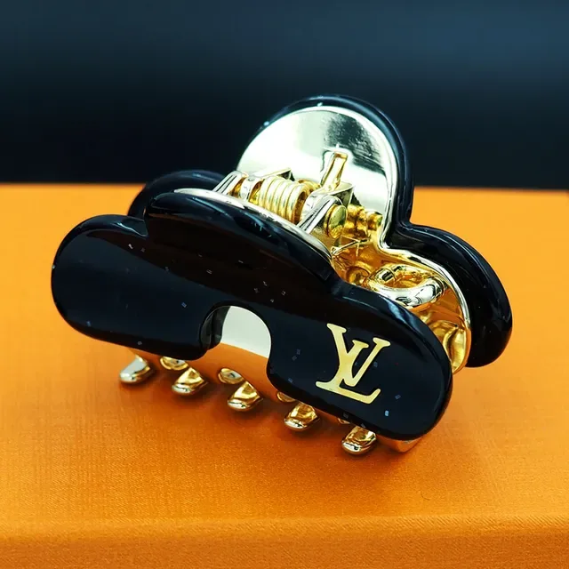 Louis Vuitton Black Gold Cloud-Shaped Resin-and-Metal Jewelry 9