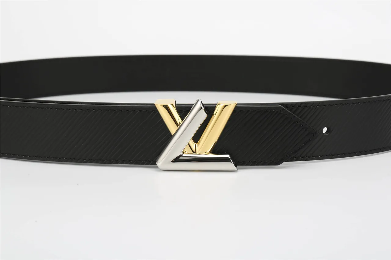 Louis Vuitton Black Gold Diagonal Epi-Grain Two-Tone LV Monogram Buckle Leather Belt 8