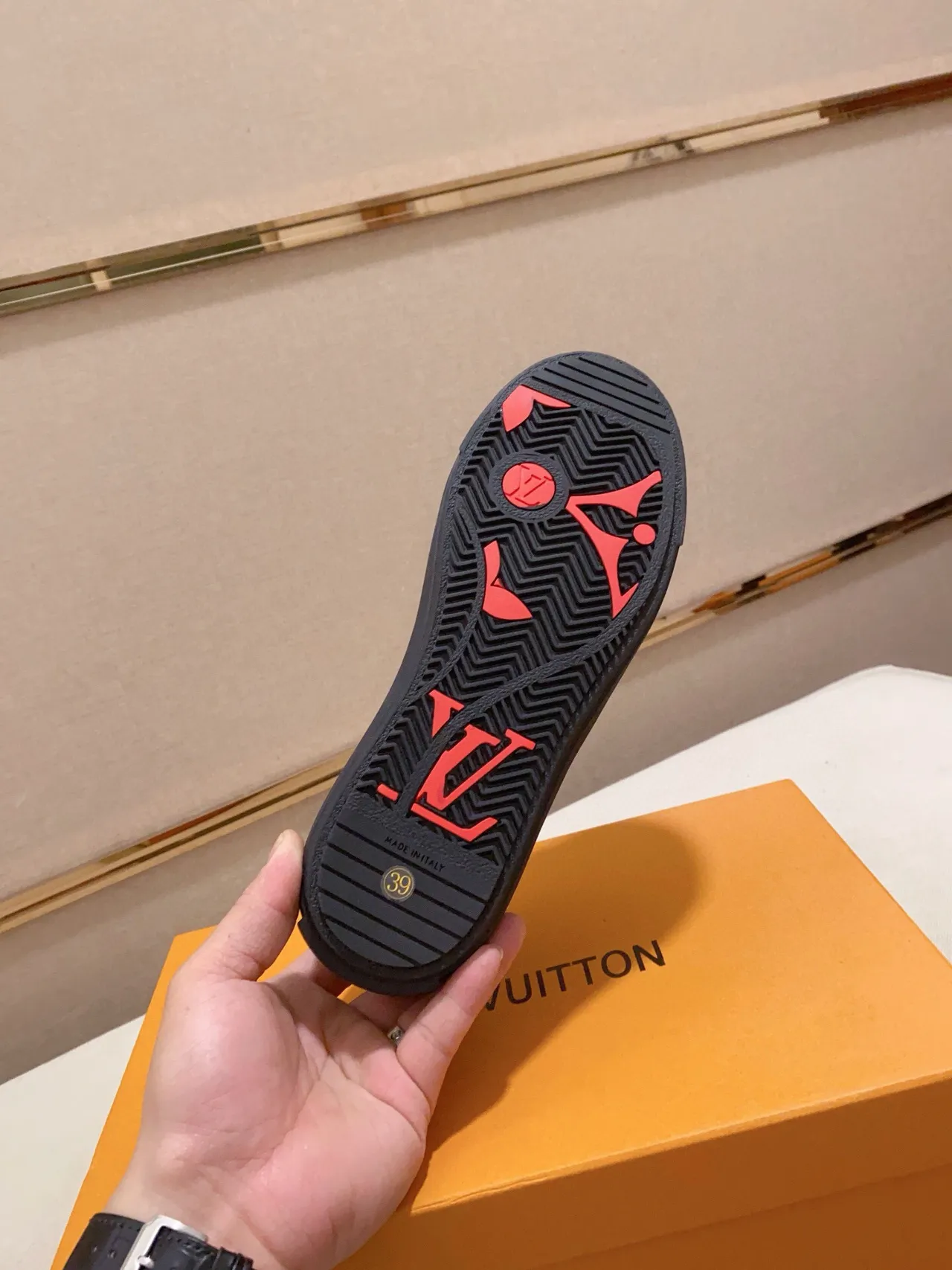 Louis Vuitton Black Gold Embossed Monogram Leather Low-Top Silhouette Lifestyle Sneakers 9