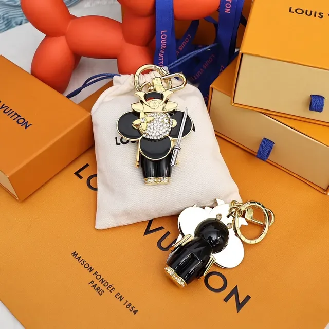 Louis Vuitton Black Gold Enamel Floral Charm Metal Crossbody Bag 4