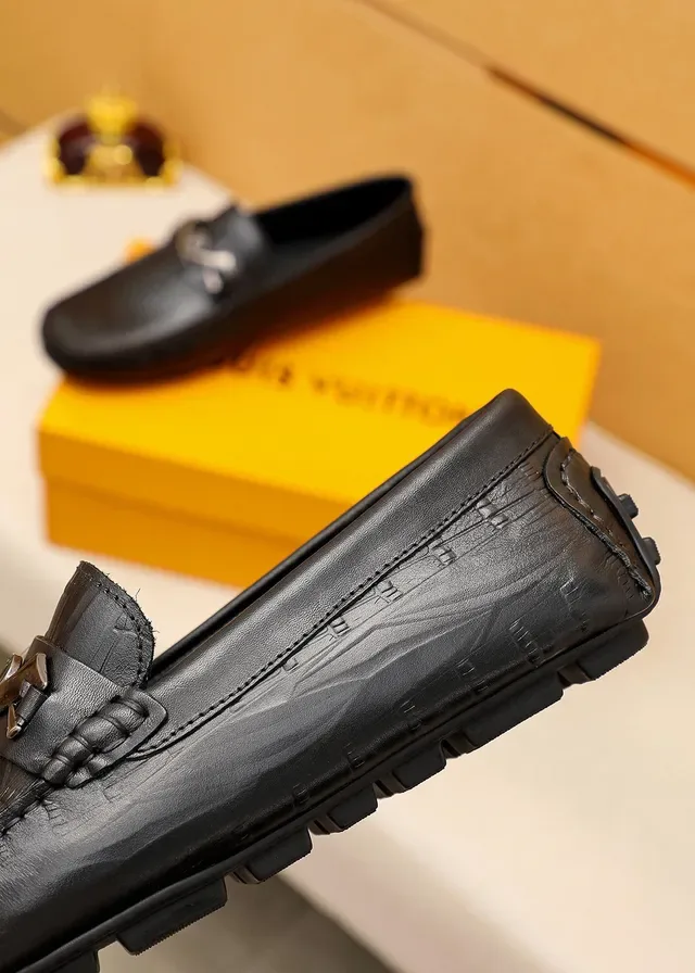 Louis Vuitton Black Silver Croc-Embossed Leather Horsebit Buckle Loafer 4